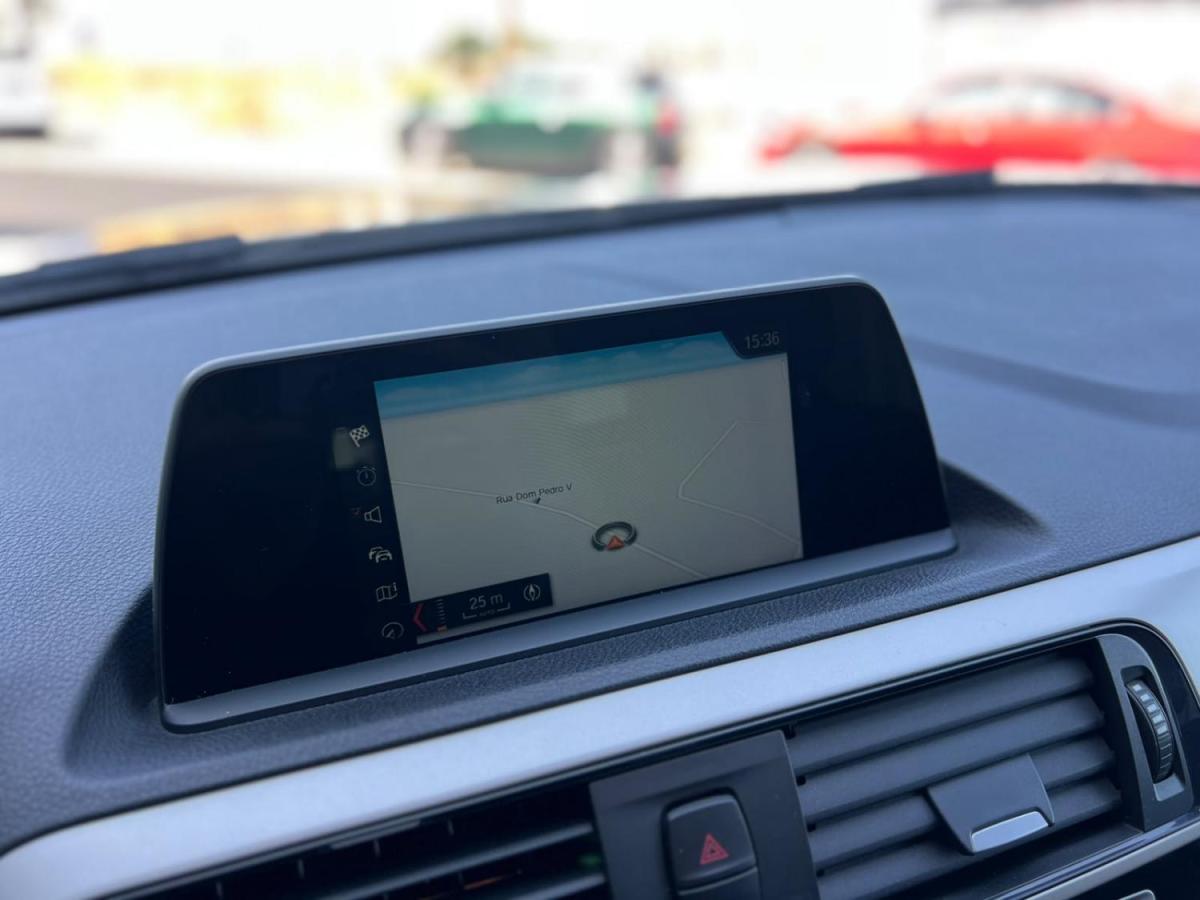 bmw-serie-1-2019-diesel-1496cc