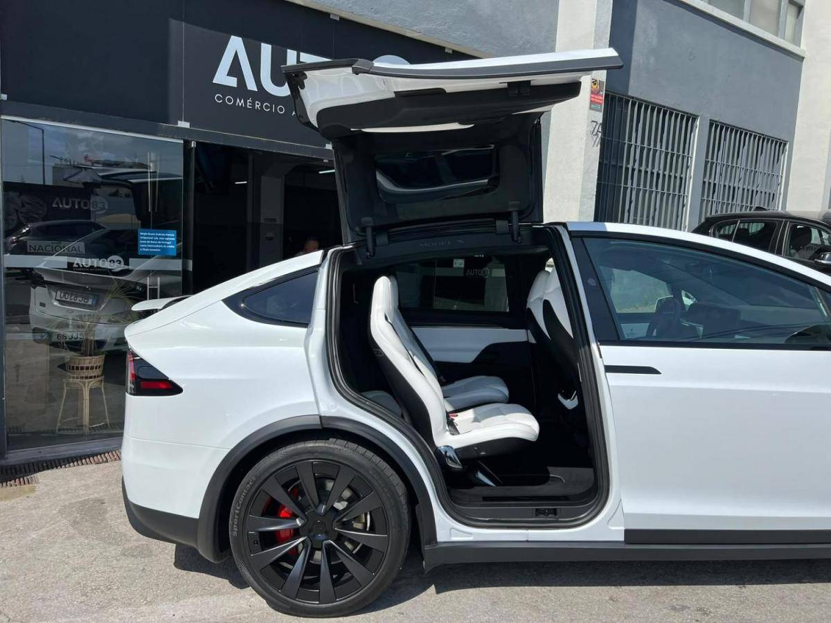 tesla-model-x-2023-eletrico-0cc