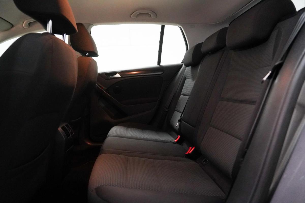 volkswagen-golf-2012-diesel-1598cc