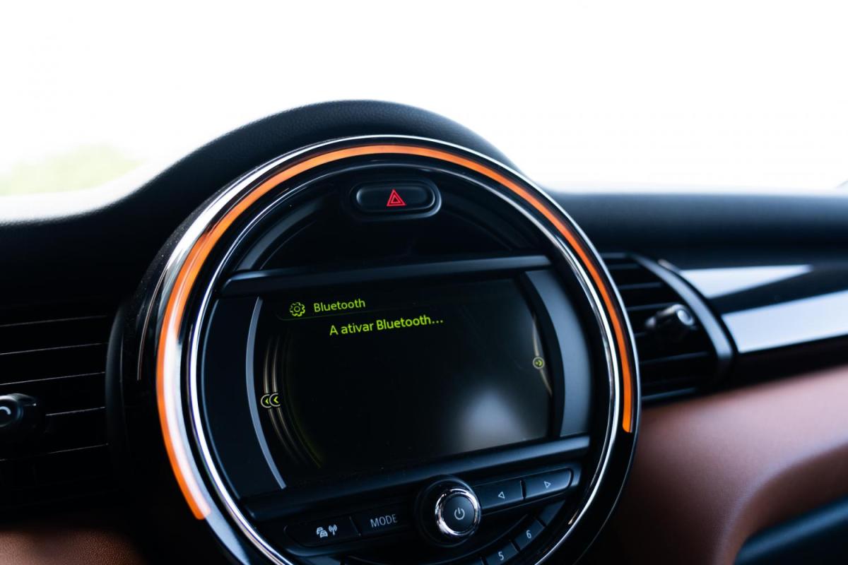 mini-cooper-d-2017-diesel-1496cc