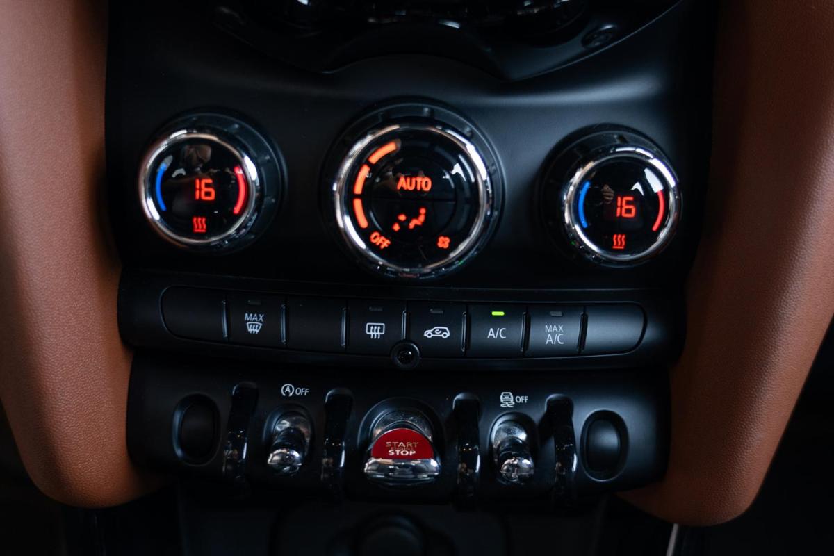 mini-cooper-d-2017-diesel-1496cc