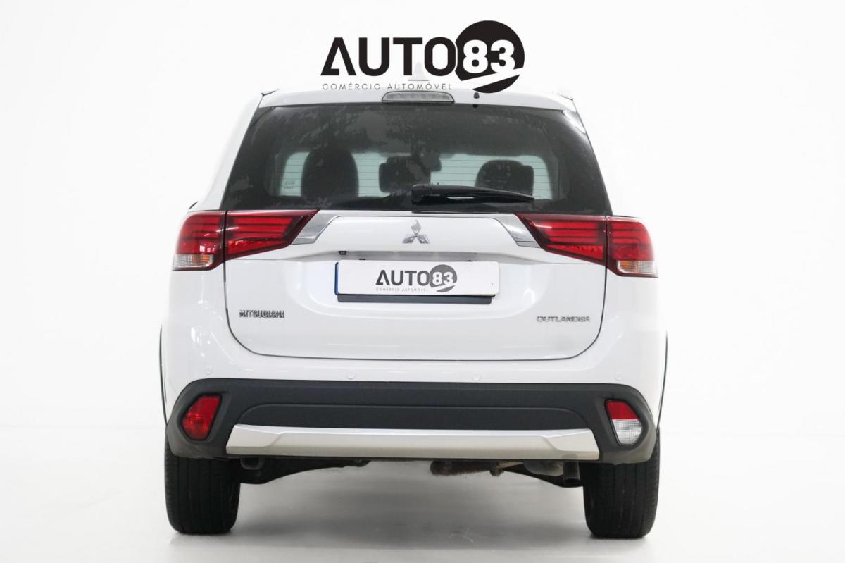 mitsubishi-outlander-2018-diesel-2268cc