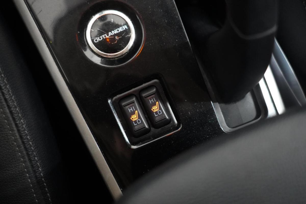 mitsubishi-outlander-2018-diesel-2268cc