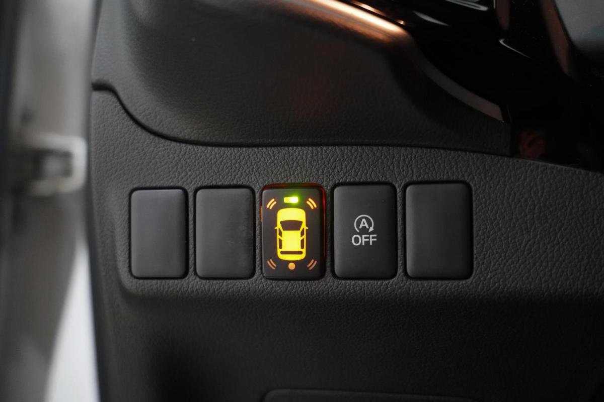 mitsubishi-outlander-2018-diesel-2268cc