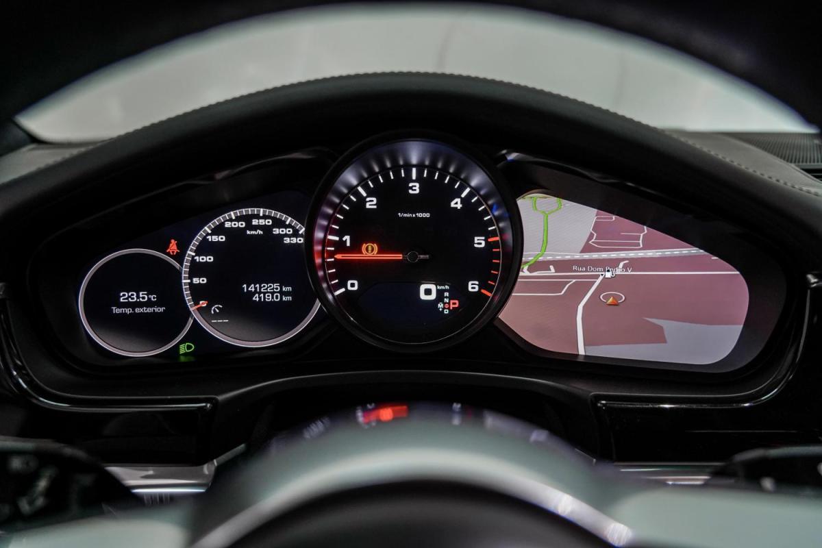porsche-panamera-2017-diesel-3956cc