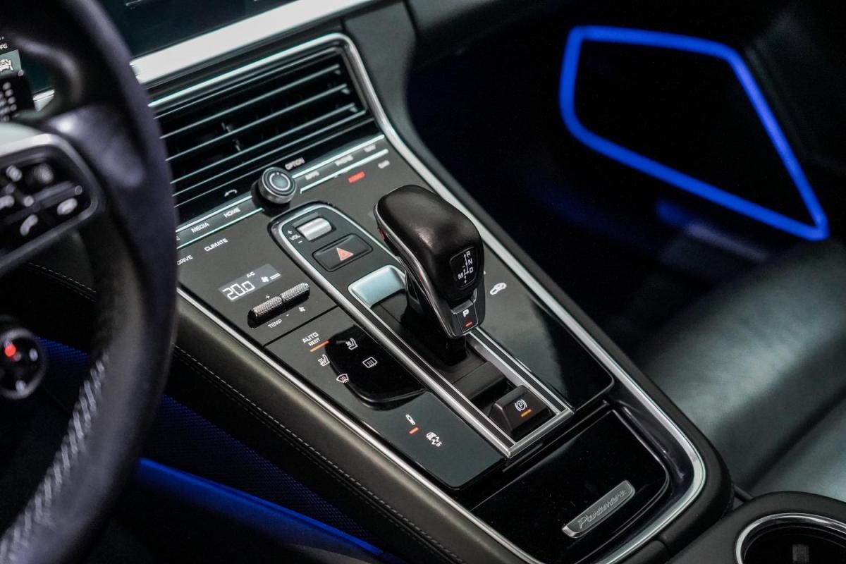 porsche-panamera-2017-diesel-3956cc