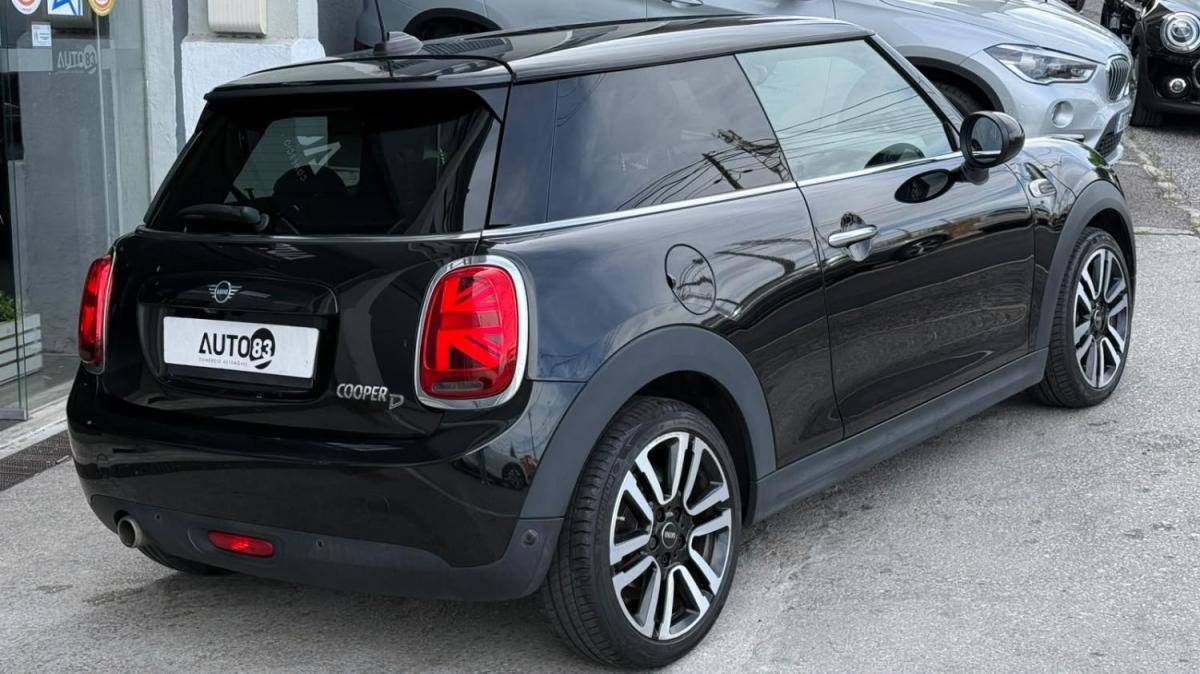 mini-cooper-d-2019-diesel-1496cc