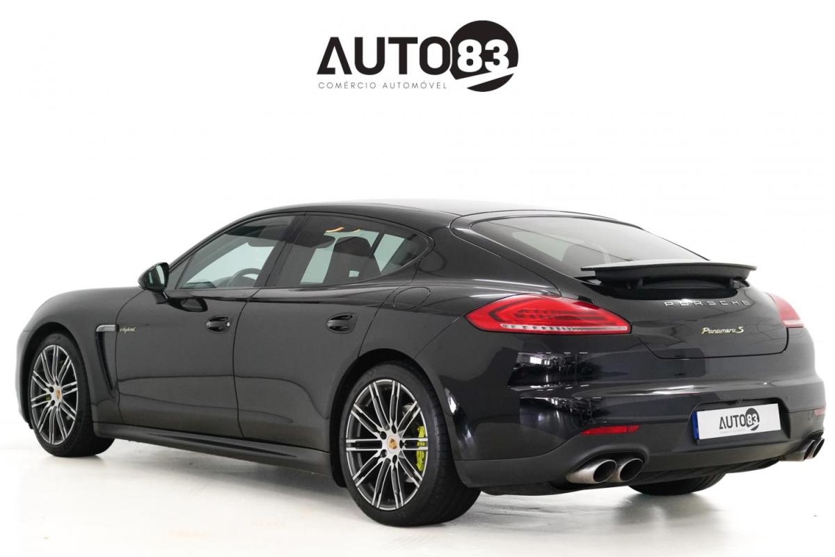 porsche-panamera-2015-hibrido-a-gasolina-2995cc
