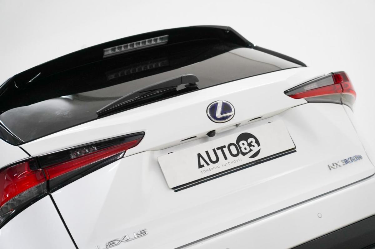 lexus-nx-300h-2018-hibrido-a-gasolina-2494cc
