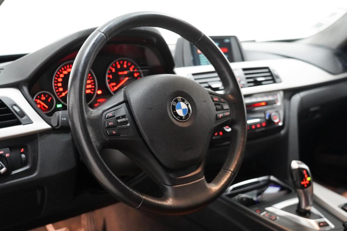 bmw-serie-3-2017-hibrido-a-gasolina-1998cc