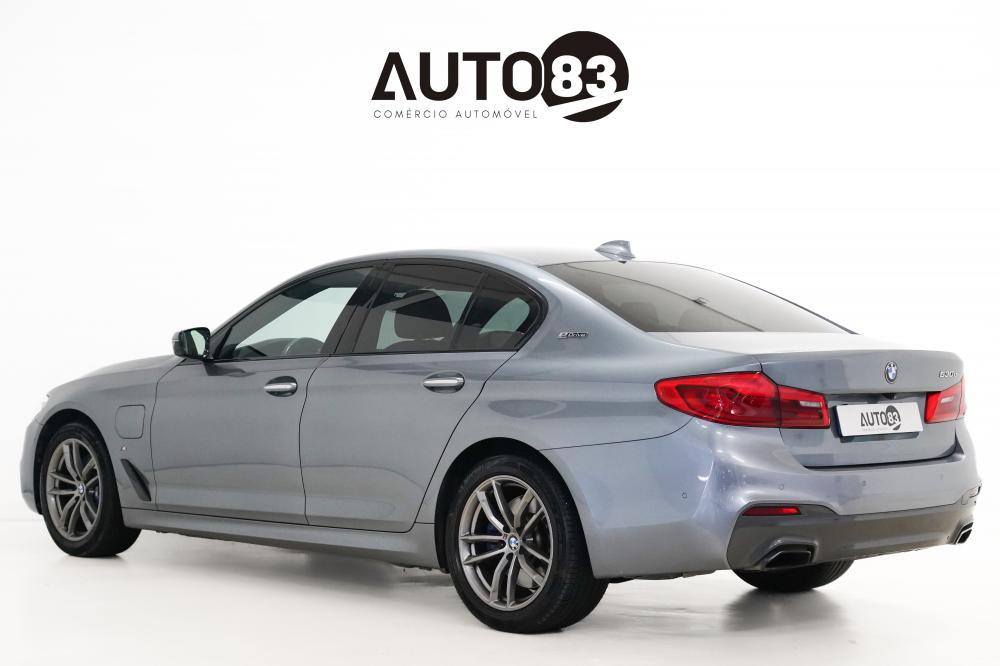 bmw-serie-5-2018-hibrido-a-gasolina-1998cc