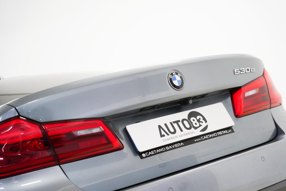 bmw-serie-5-2018-hibrido-a-gasolina-1998cc