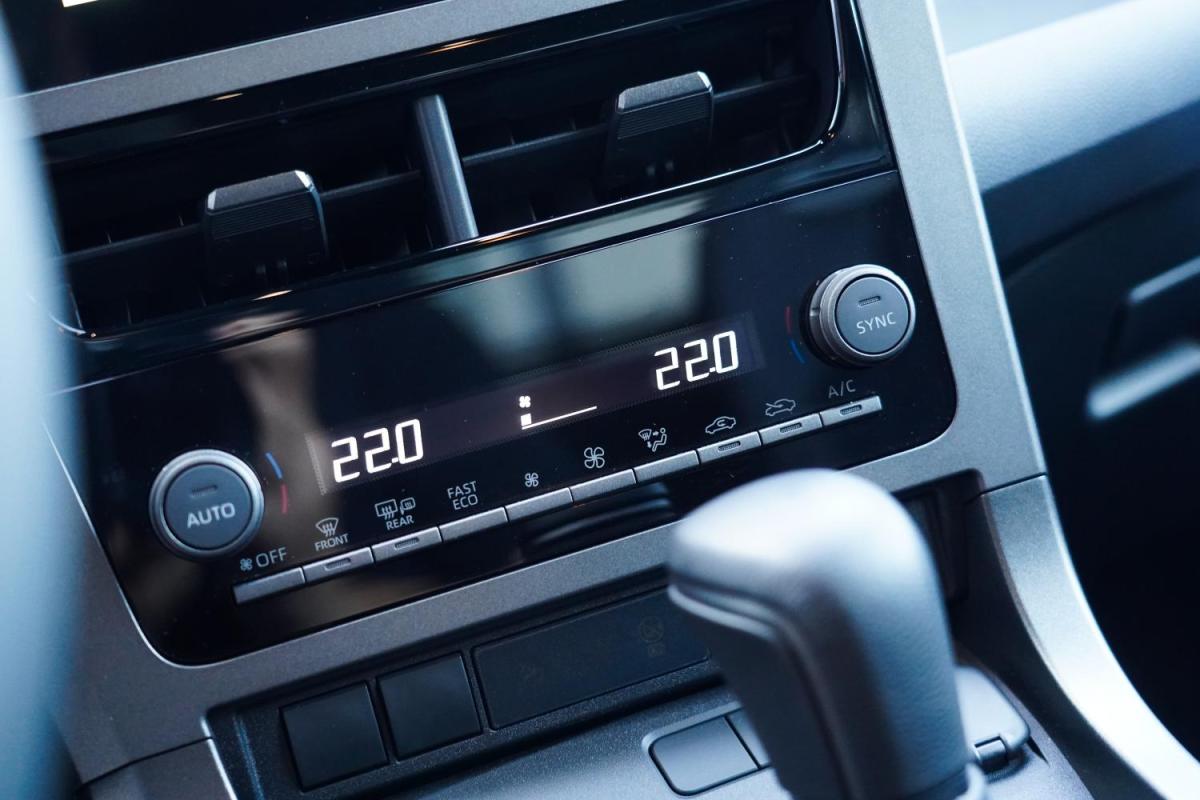 toyota-yaris-2024-gasolina-1618cc