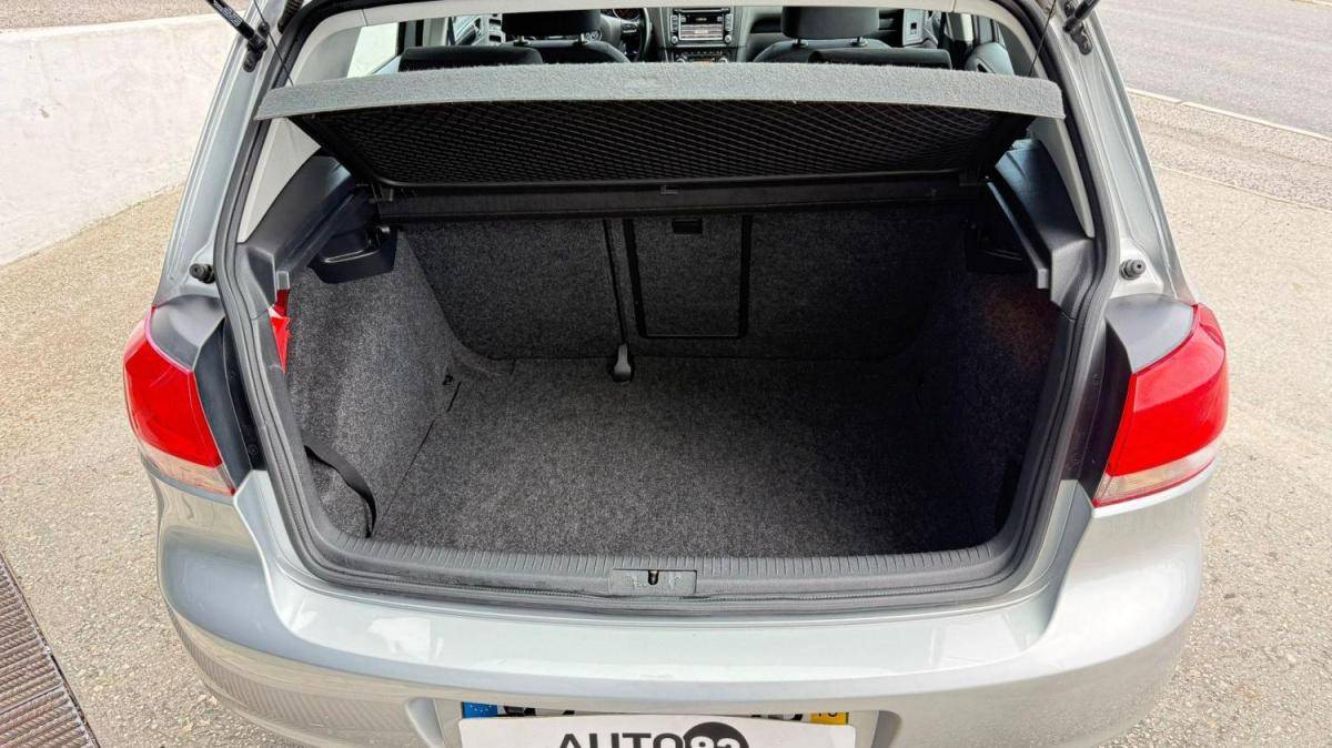 volkswagen-golf-2010-diesel-1598cc
