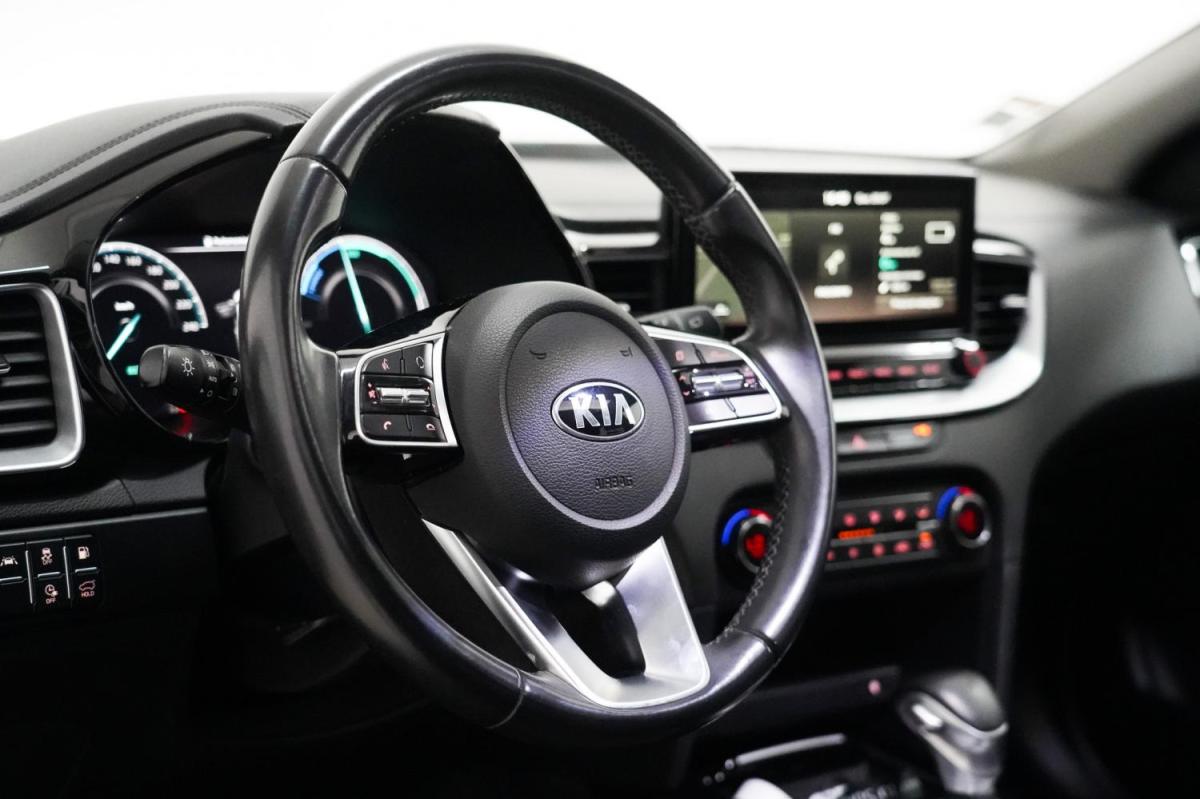 kia-xceed-2021-hibrido-a-gasolina-1580cc