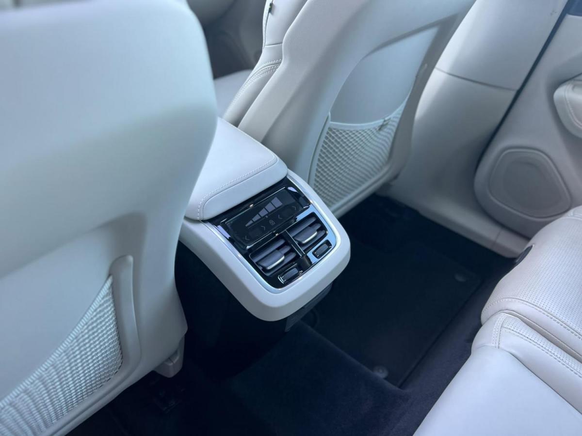 volvo-xc60-2019-diesel-1969cc