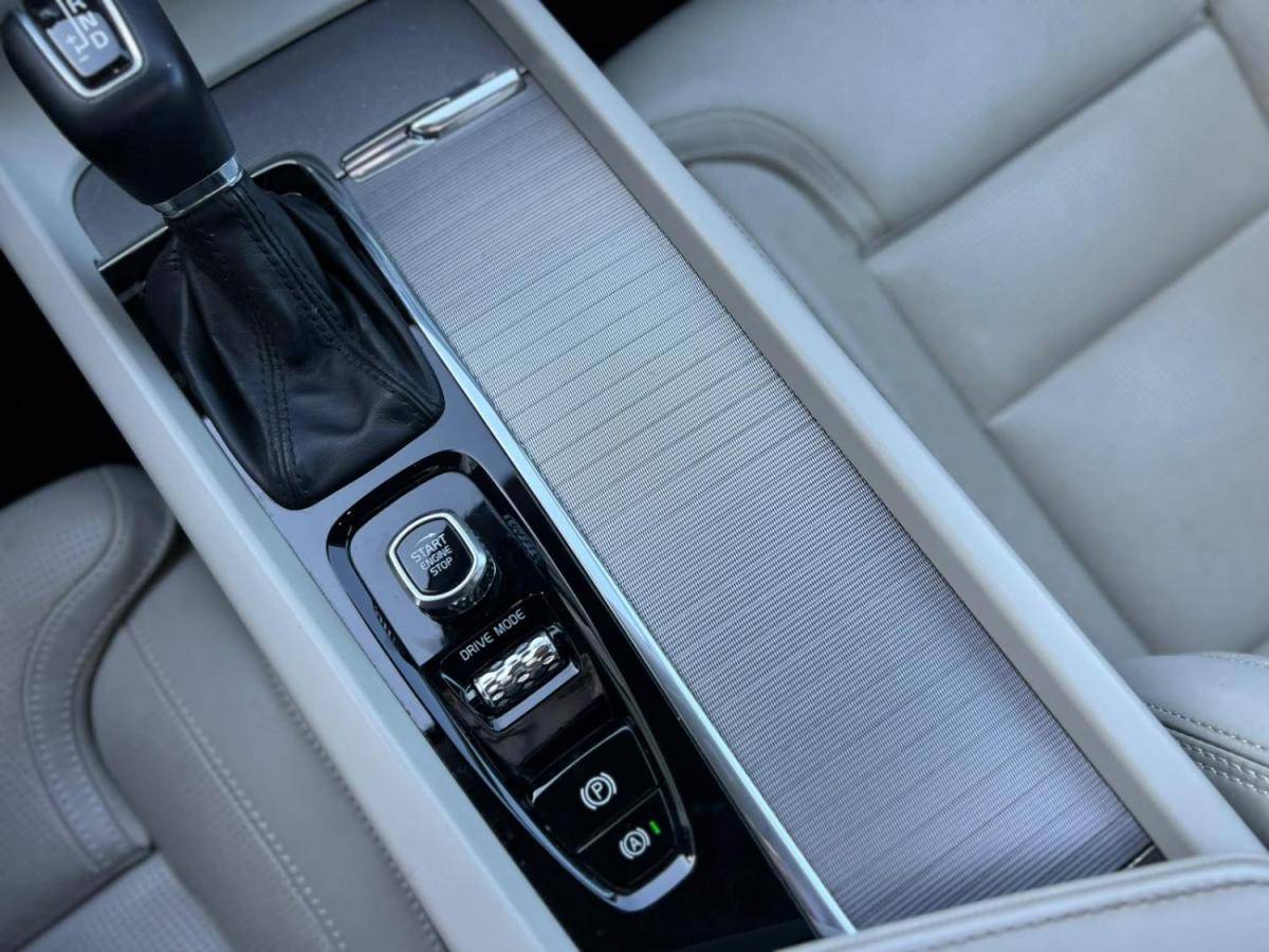 volvo-xc60-2019-diesel-1969cc