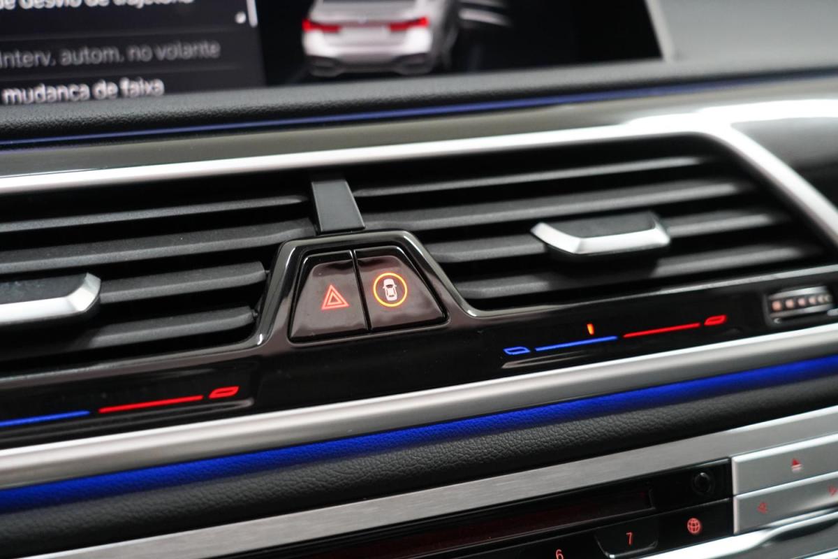 bmw-serie-7-2019-diesel-2993cc
