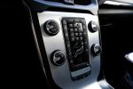 volvo-v40-cross-country-2016-diesel-1969cc