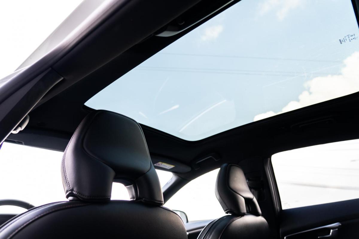 volvo-v40-cross-country-2016-diesel-1969cc