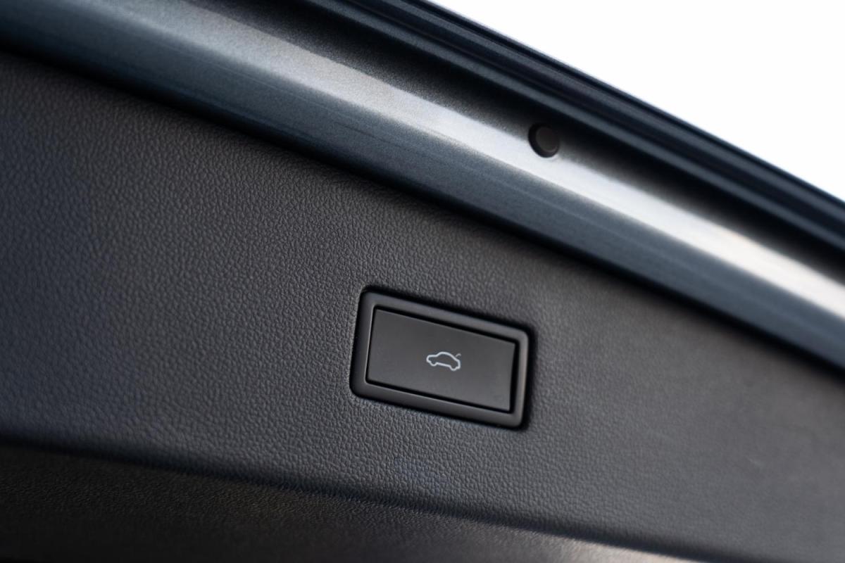 volkswagen-tiguan-allspace-2021-diesel-1968cc