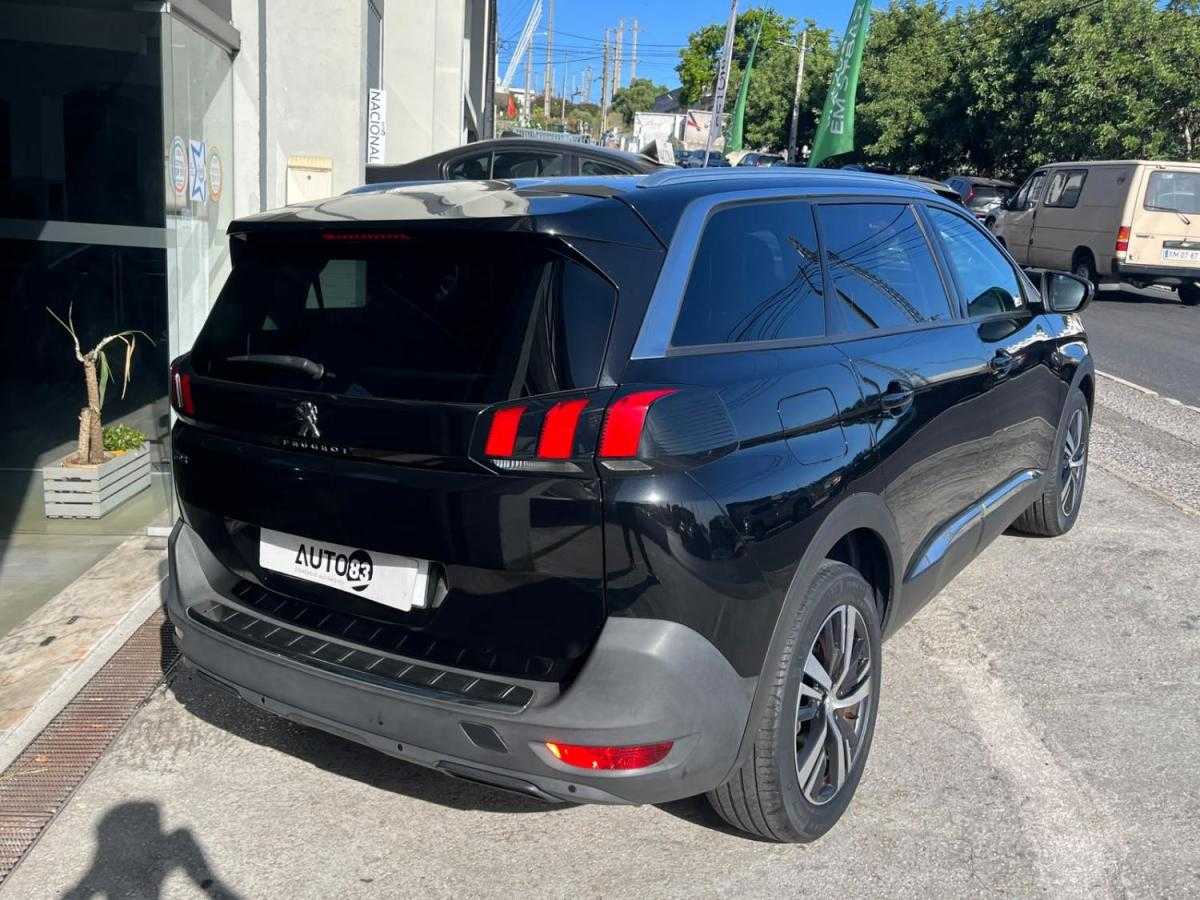 peugeot-5008-2020-diesel-1499cc