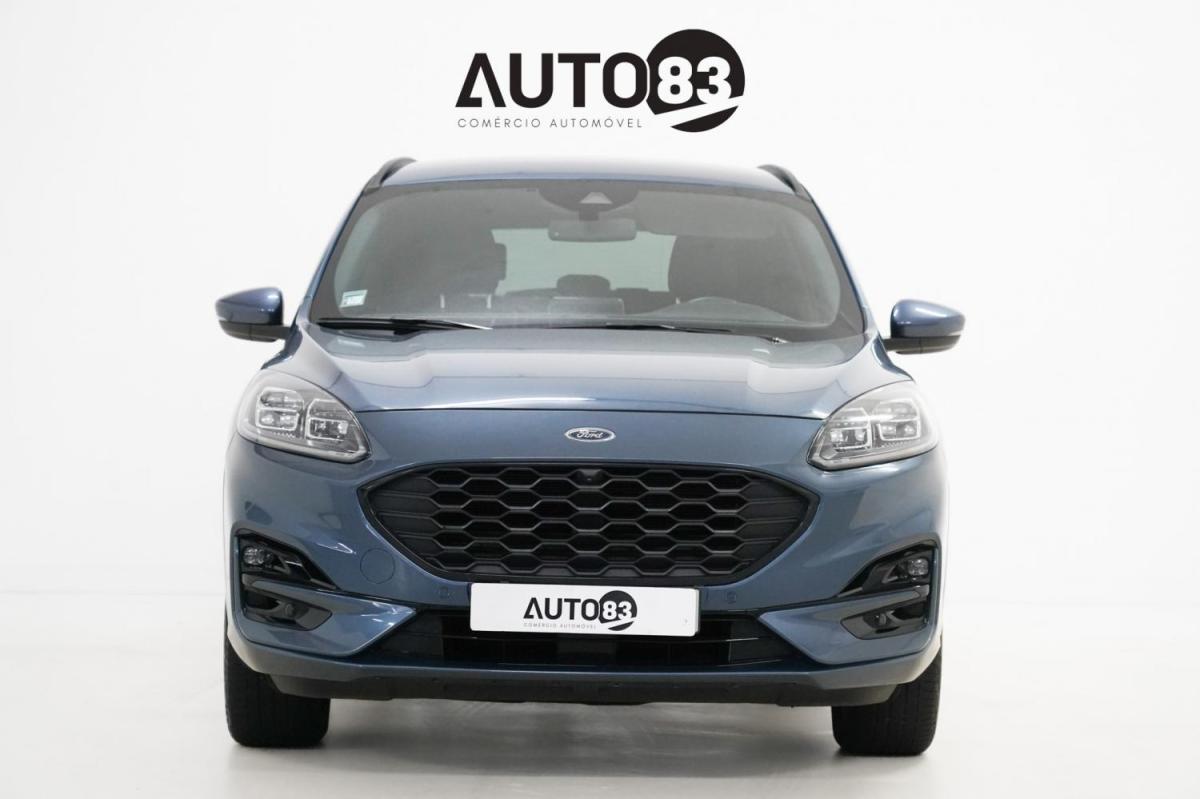 ford-kuga-2023-hibrido-a-gasolina-2488cc