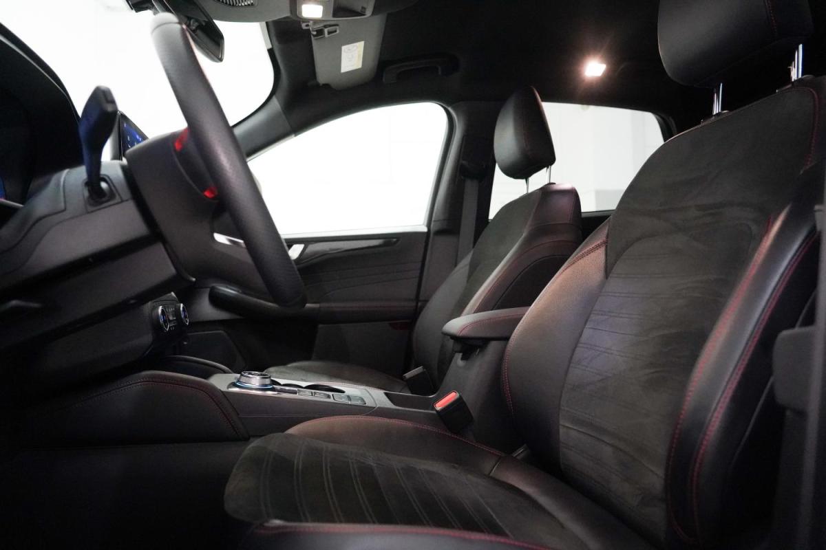 ford-kuga-2023-hibrido-a-gasolina-2488cc