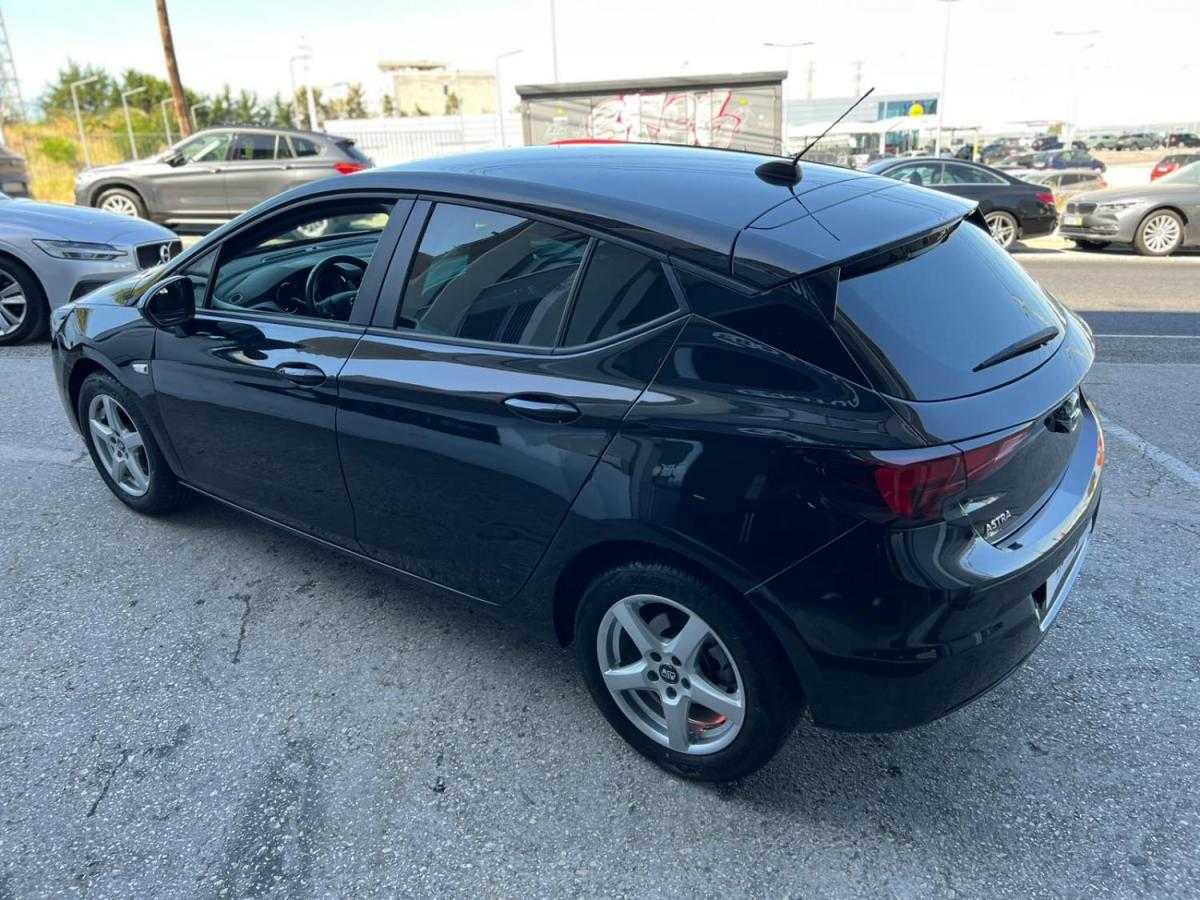 opel-astra-2022-gasolina-1199cc