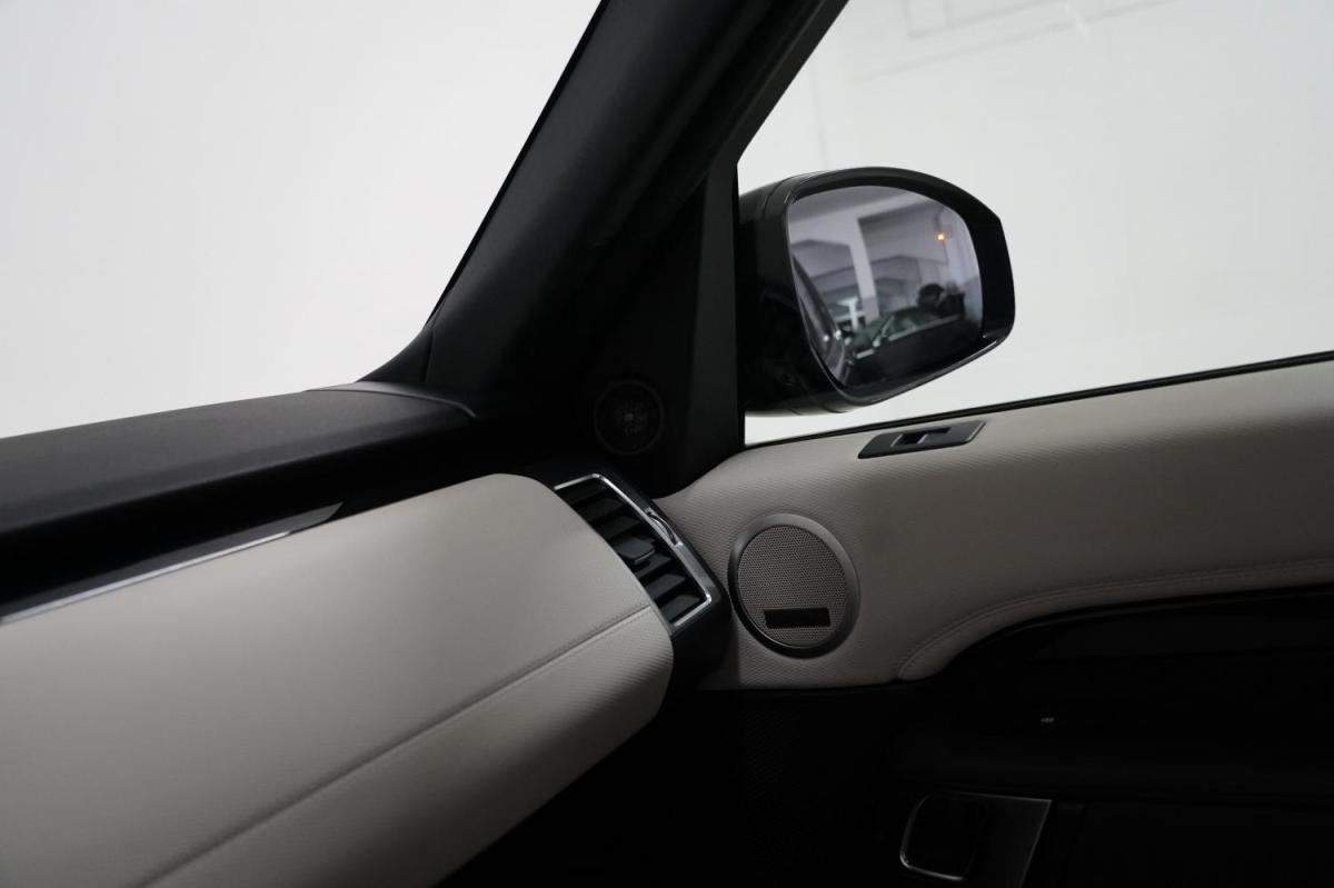 land-rover-discovery-2022-diesel-2997cc