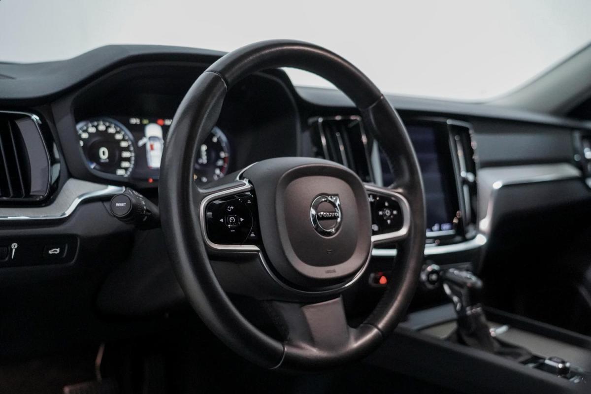 volvo-v60-2018-diesel-1969cc