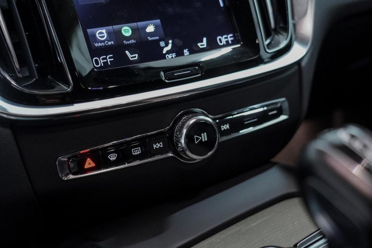 volvo-v60-2018-diesel-1969cc