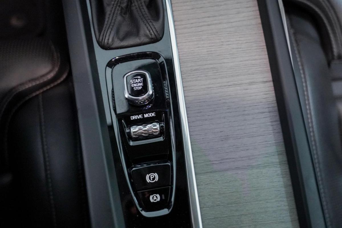 volvo-v60-2018-diesel-1969cc