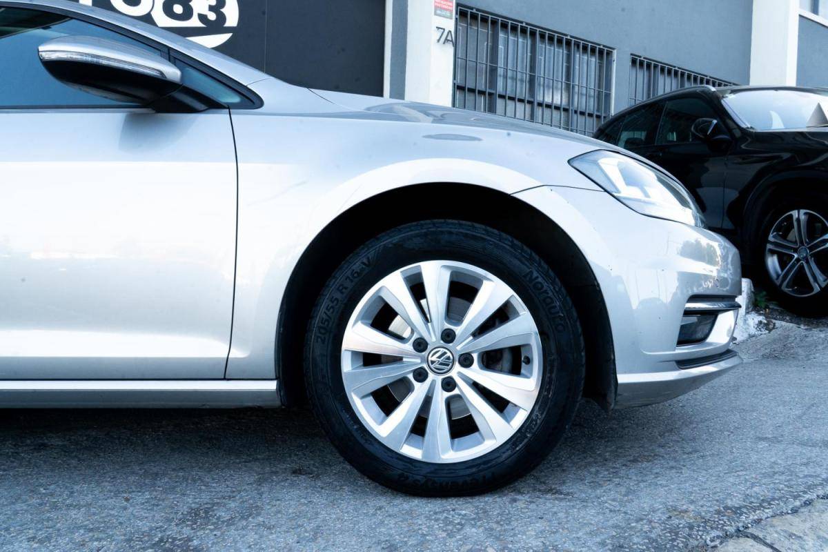 volkswagen-golf-2017-diesel-1598cc