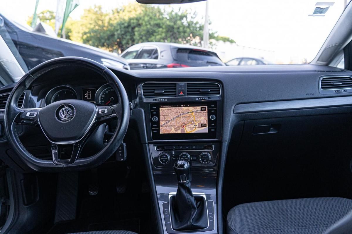 volkswagen-golf-2017-diesel-1598cc