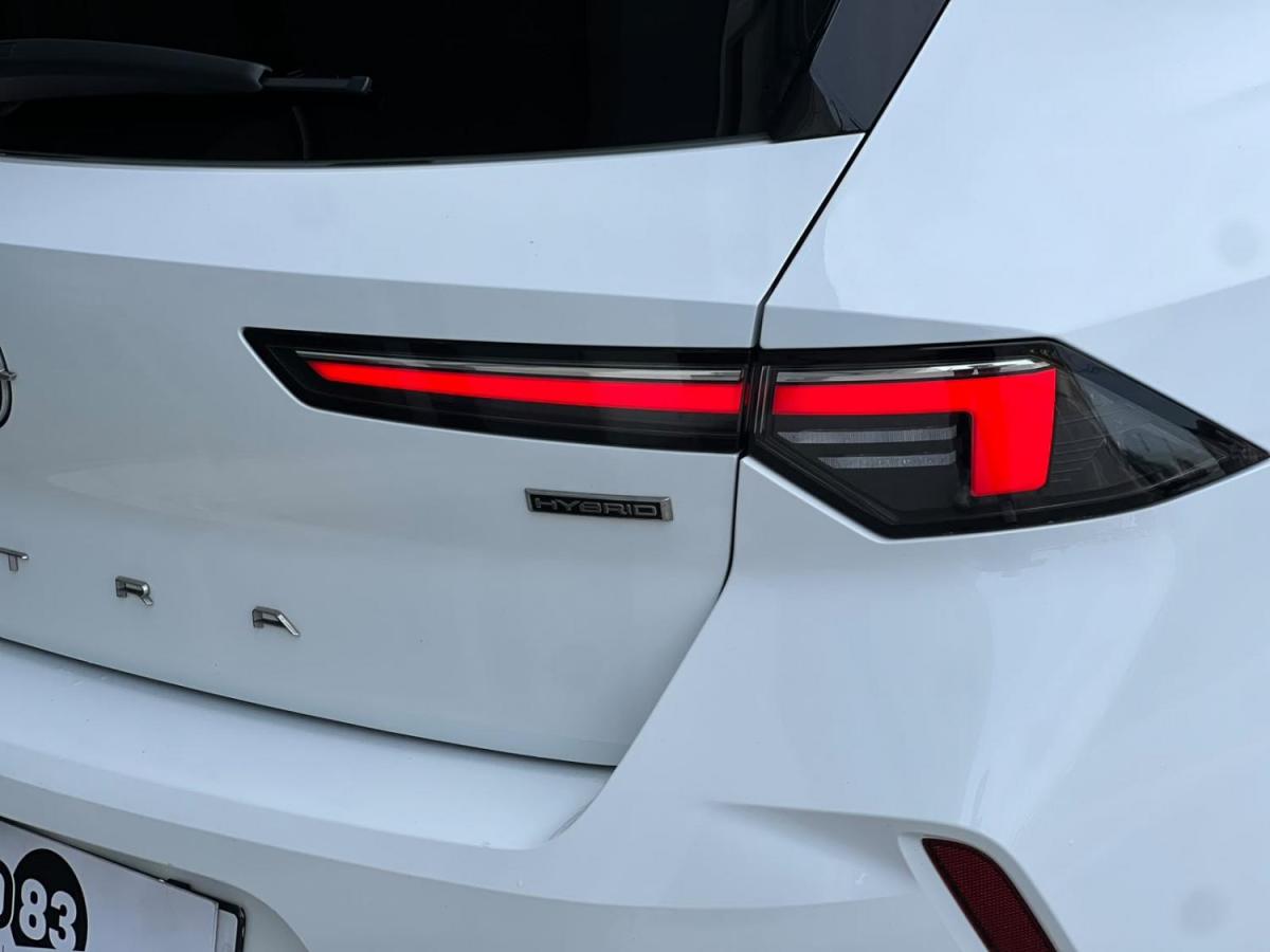opel-astra-2022-hibrido-a-gasolina-1598cc
