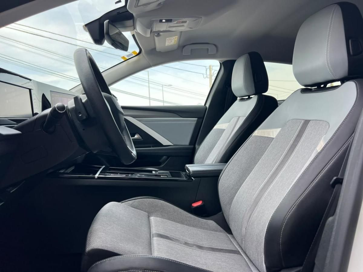 opel-astra-2022-hibrido-a-gasolina-1598cc