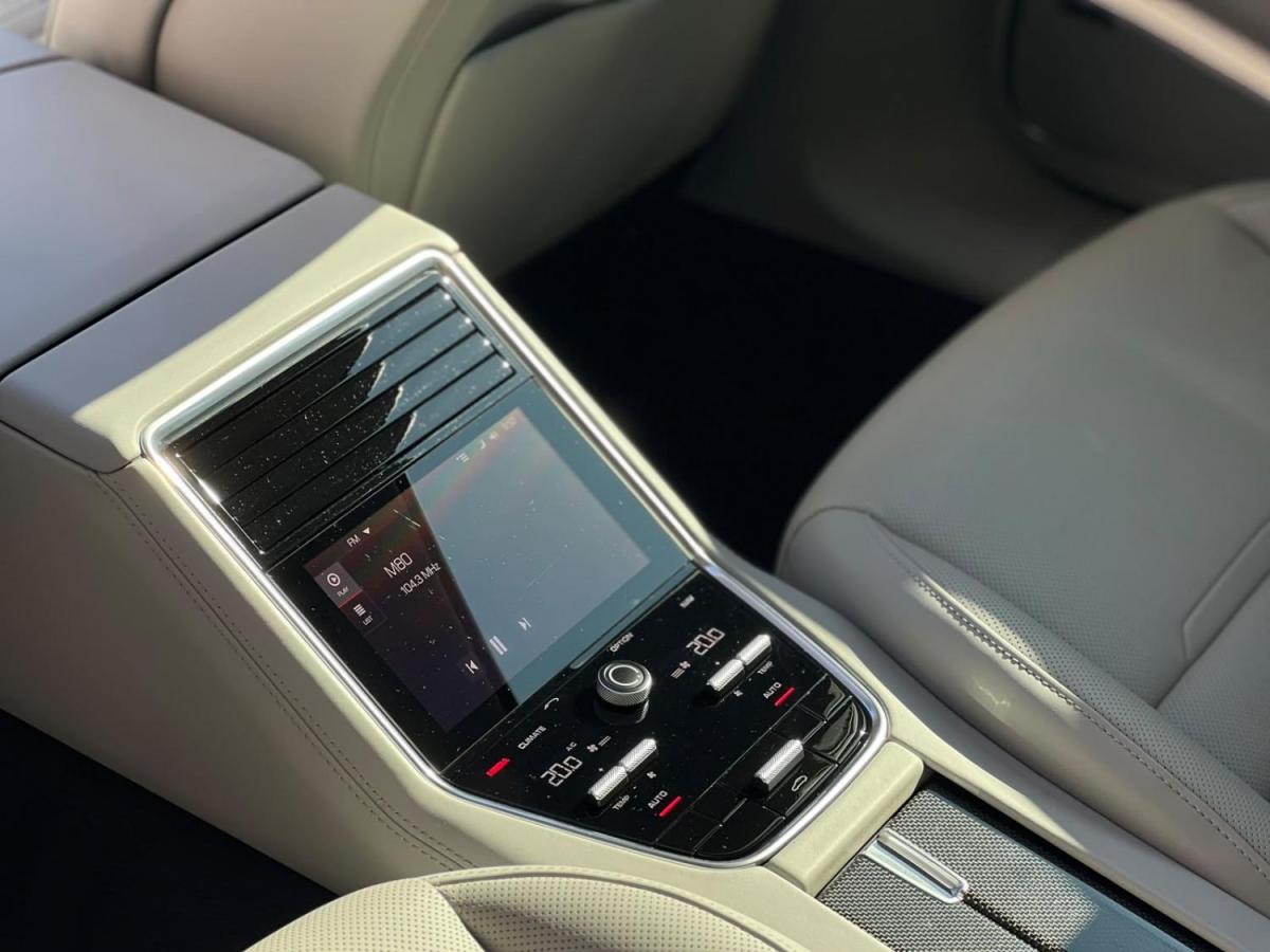 porsche-panamera-2019-hibrido-a-gasolina-2894cc