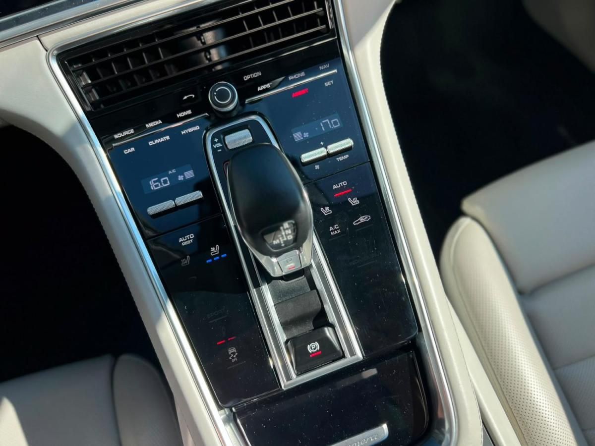 porsche-panamera-2019-hibrido-a-gasolina-2894cc