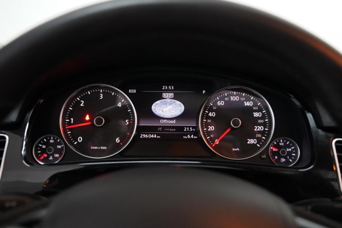 volkswagen-touareg-2010-diesel-2967cc