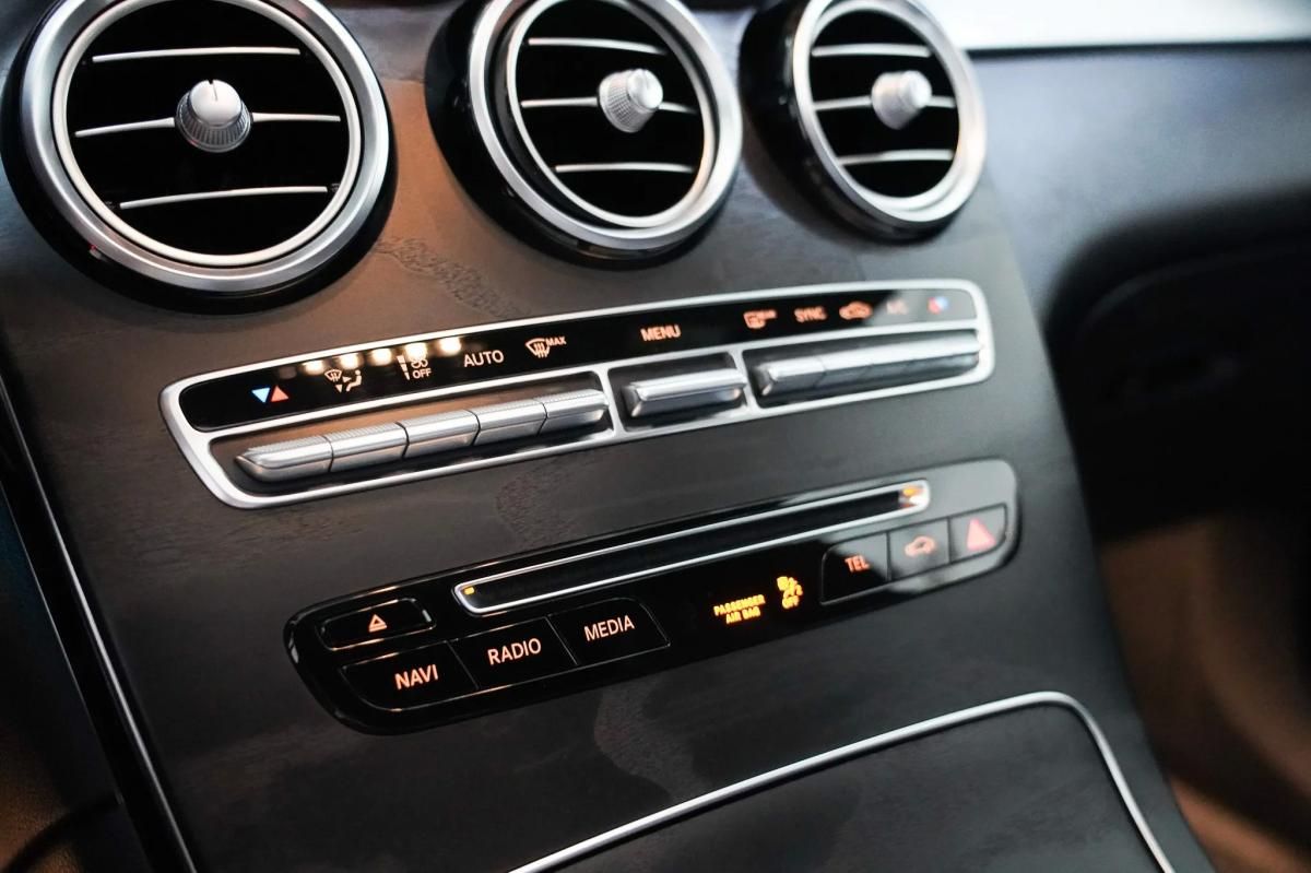 mercedes-benz-glc-2016-diesel-2143cc