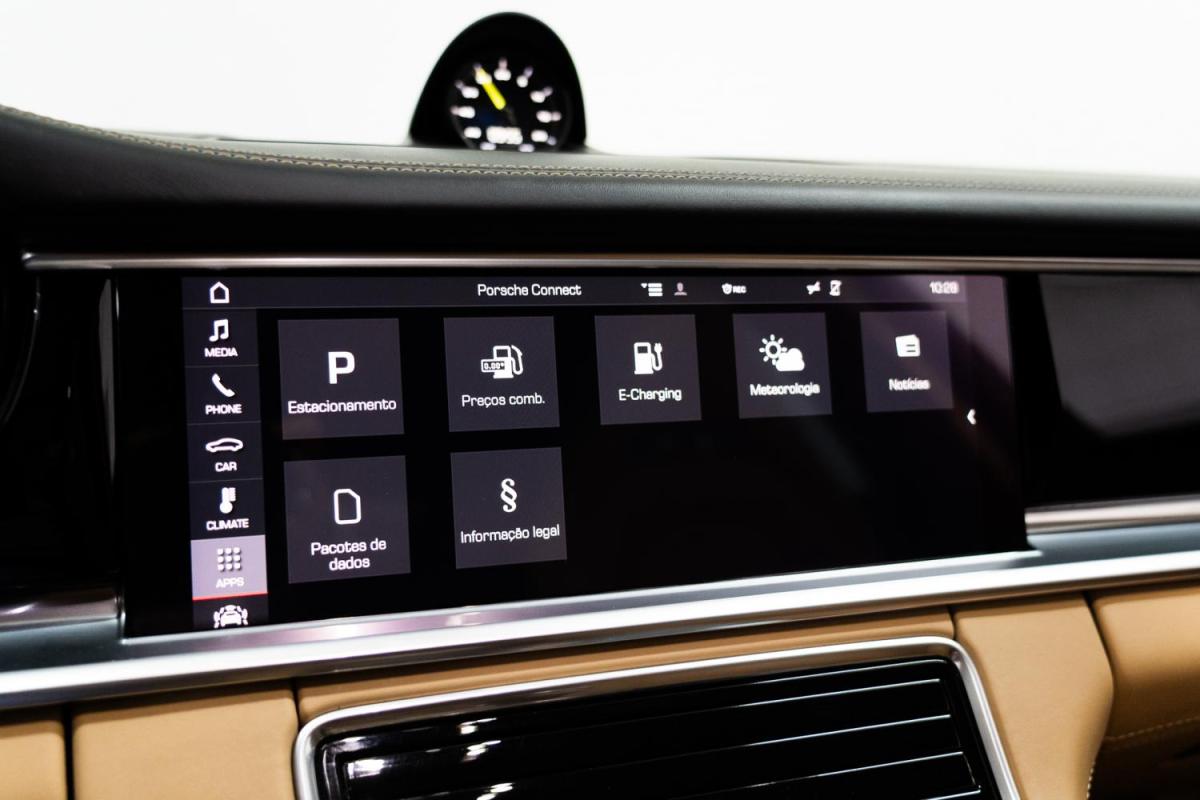 porsche-panamera-sport-turismo-2019-hibrido-a-gasolina-2894cc