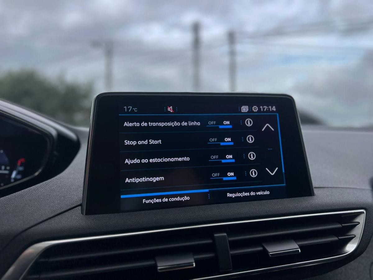 peugeot-5008-2019-diesel-1499cc