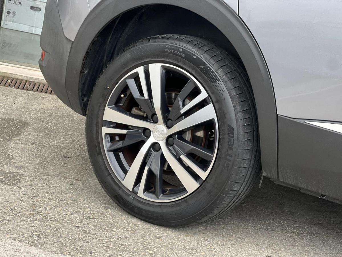 peugeot-5008-2019-diesel-1499cc