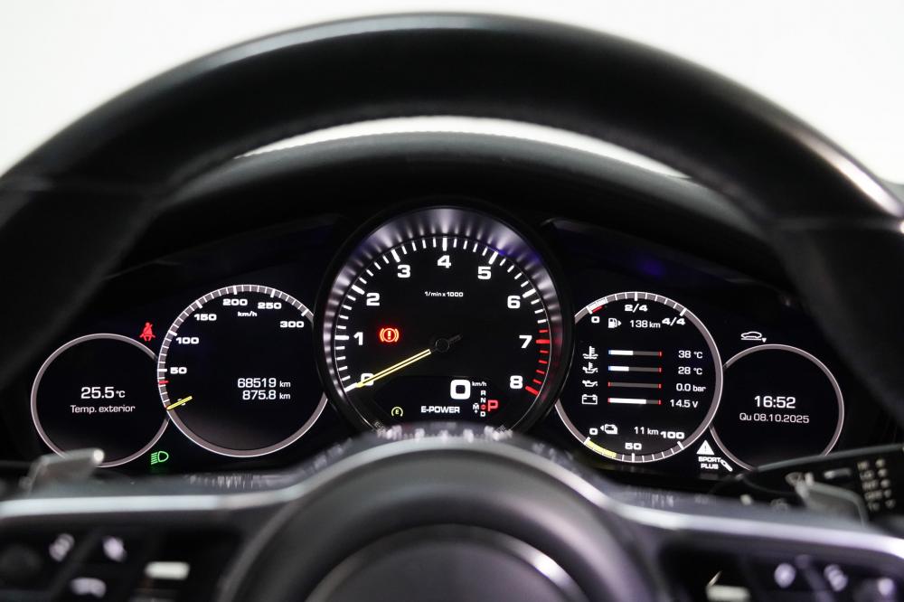 porsche-panamera-2018-hibrido-a-gasolina-2894cc