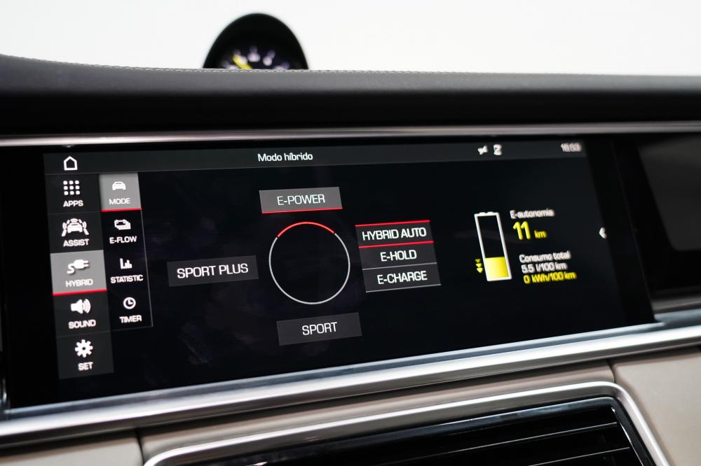 porsche-panamera-2018-hibrido-a-gasolina-2894cc