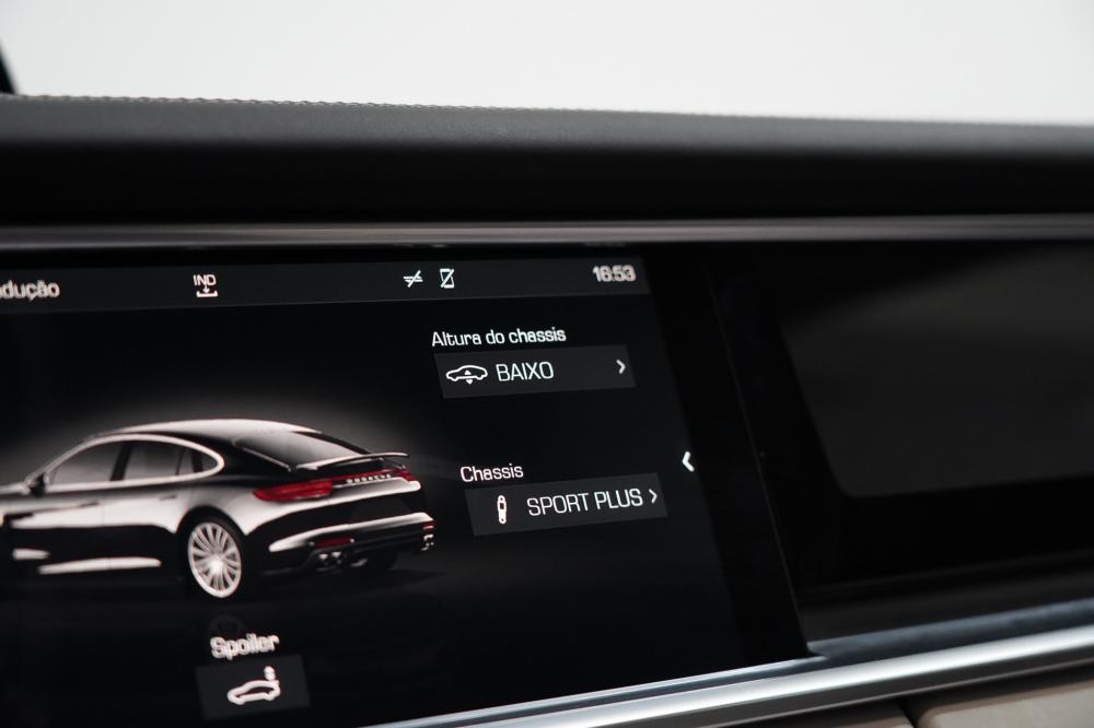 porsche-panamera-2018-hibrido-a-gasolina-2894cc