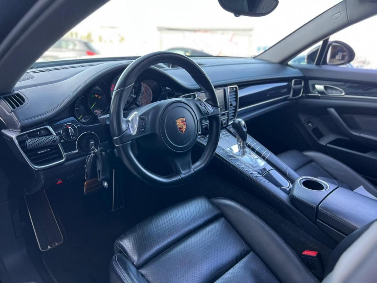 porsche-panamera-2015-hibrido-a-gasolina-2995cc