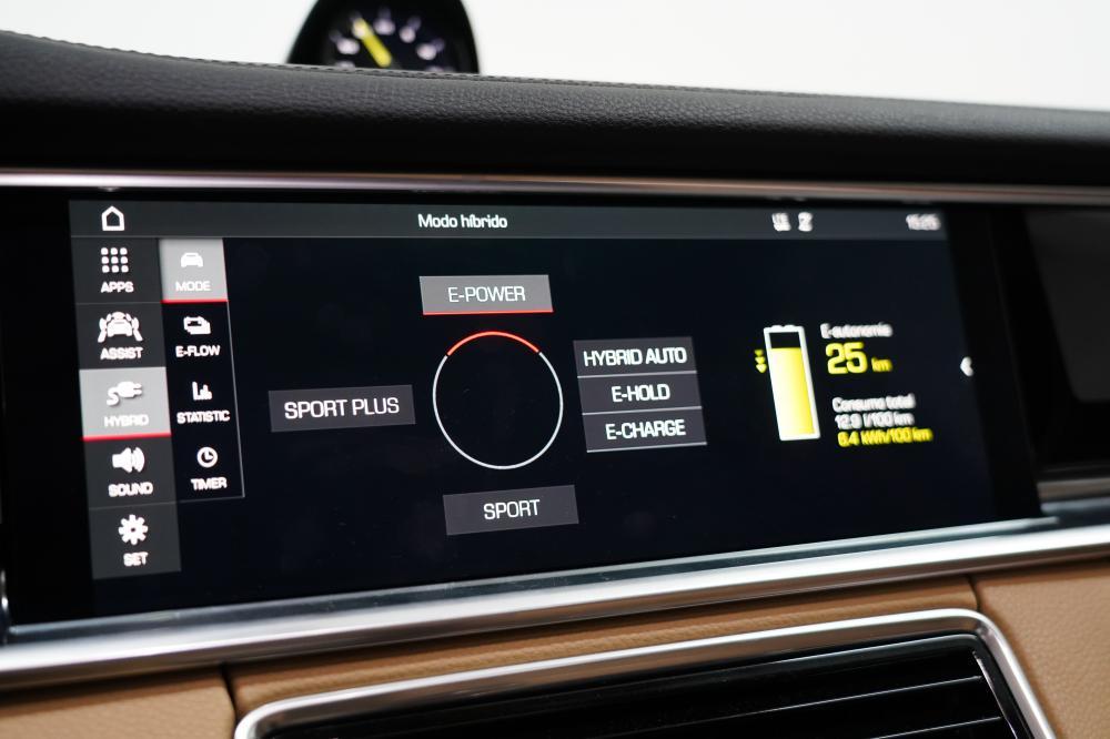 porsche-panamera-sport-turismo-2018-hibrido-a-gasolina-2894cc