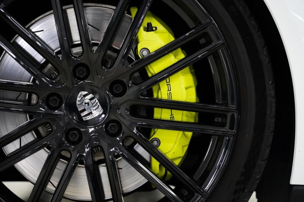 porsche-panamera-sport-turismo-2018-hibrido-a-gasolina-2894cc
